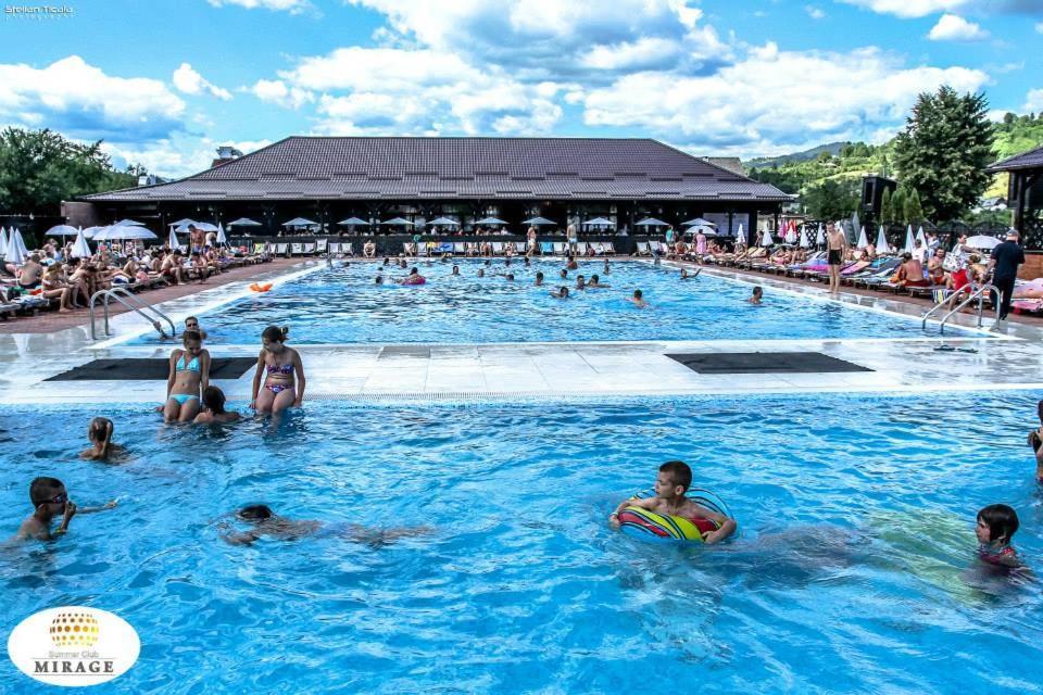 Mirage Resort & Spa Vişeu de Sus Exteriör bild